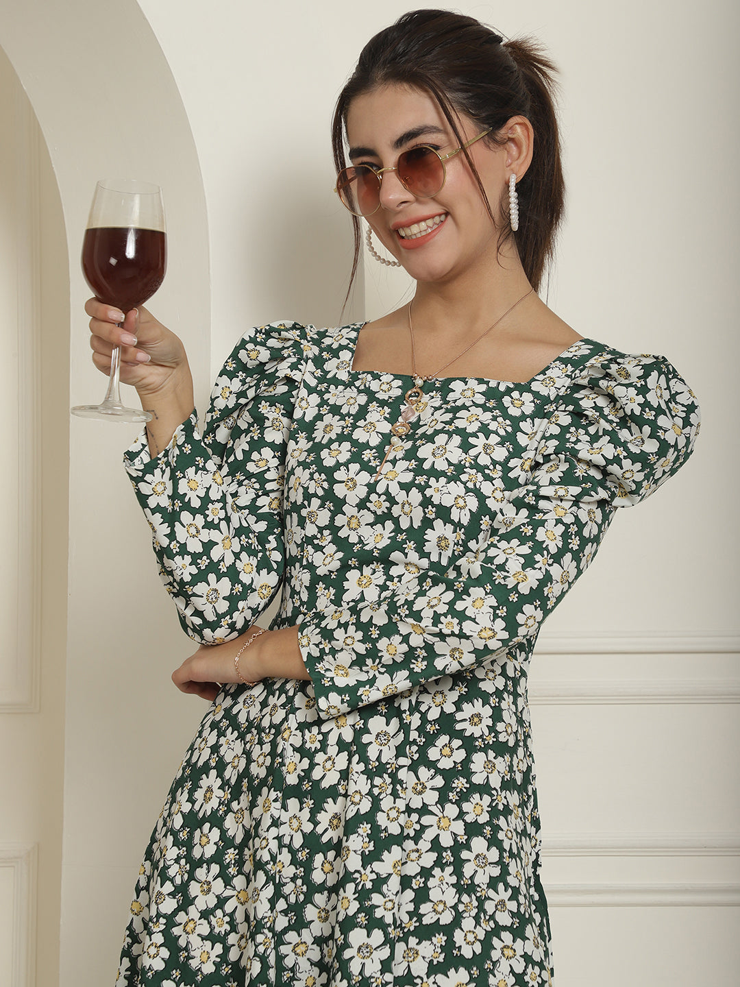 Women Floral Print Puff Sleeves Crepe Midi Dress