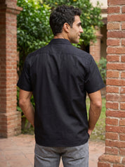 Black Cotton Solid Casual Shirts