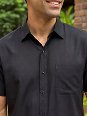 Black Cotton Solid Casual Shirts