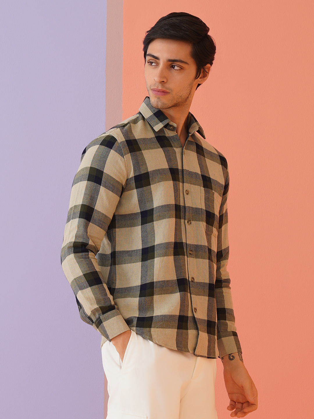 Men's Checked Casual Shirt.