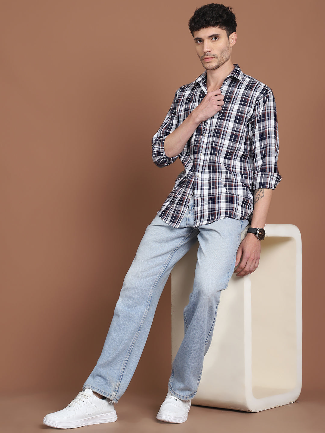 Men's Navy Blue Relaxed Fit Checked Casual Shirt