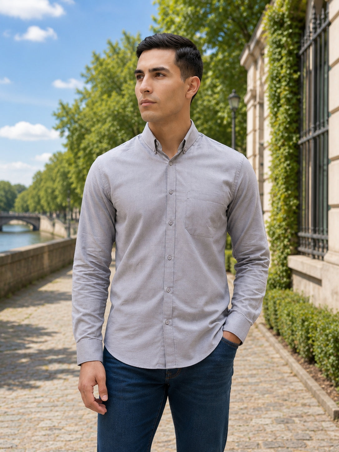 Men’s Solid Button-Down Collar Casual Shirt