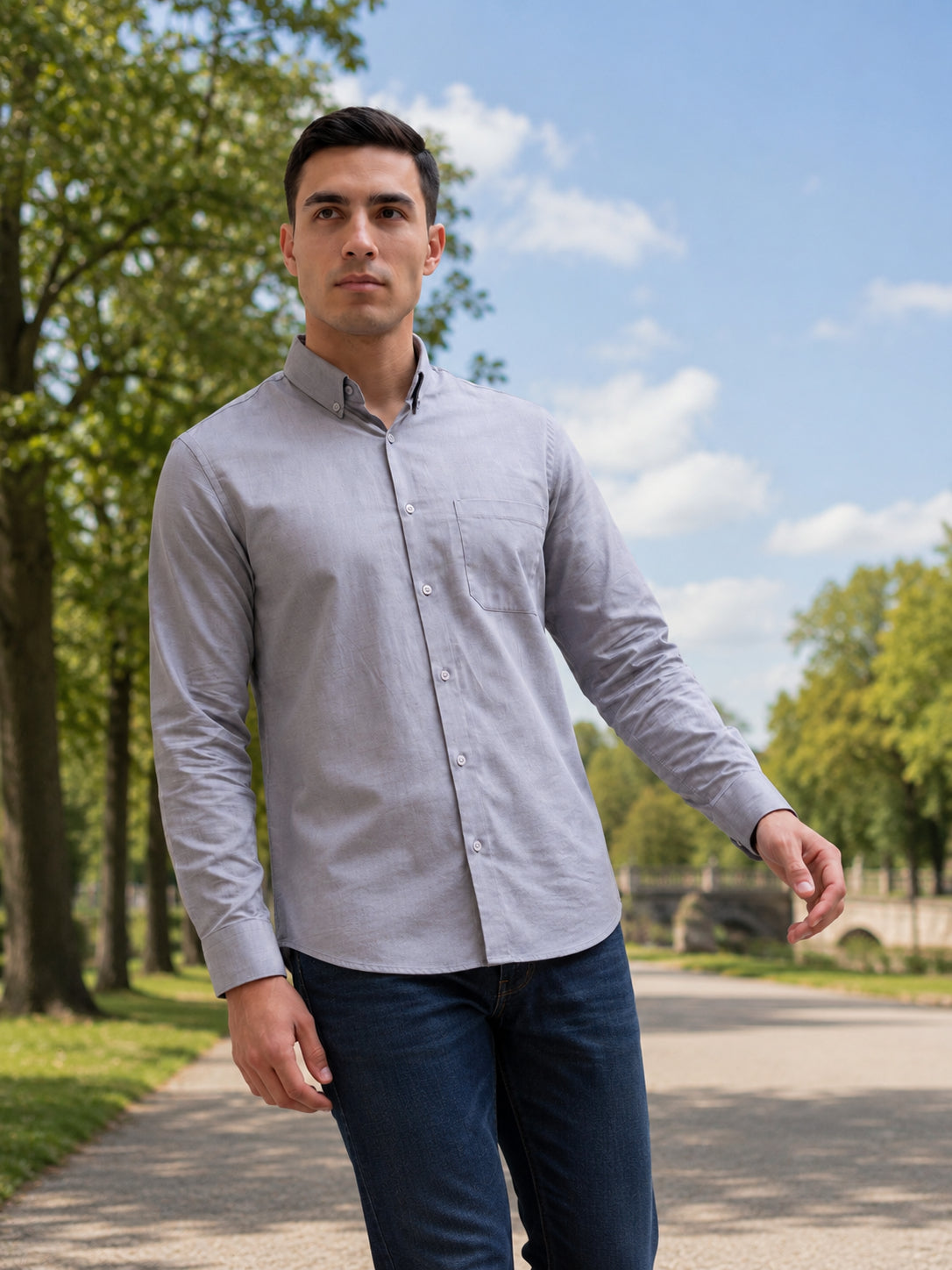 Men’s Solid Button-Down Collar Casual Shirt