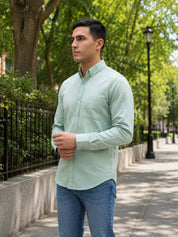 Men’s Solid Button-Down Collar Casual Shirt