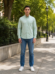 Men’s Solid Button-Down Collar Casual Shirt