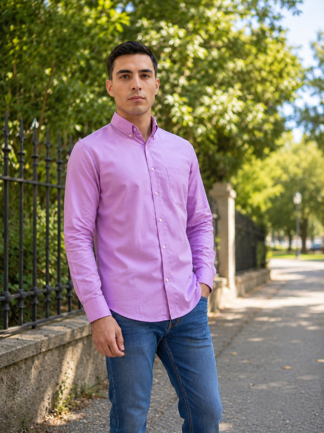 Men’s Solid Button-Down Collar Casual Shirt