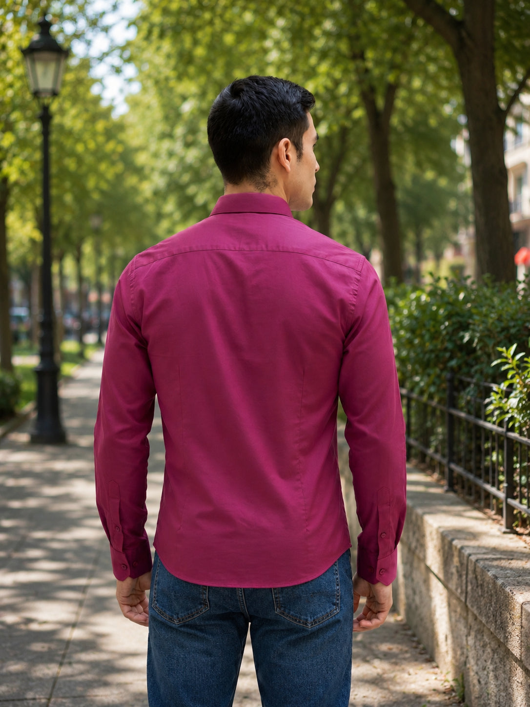 Men’s Solid Button-Down Collar Casual Shirt
