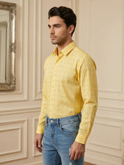 Indian Needle Cotton Blend Printed Casual Shirt for Men in Lemon - Back View