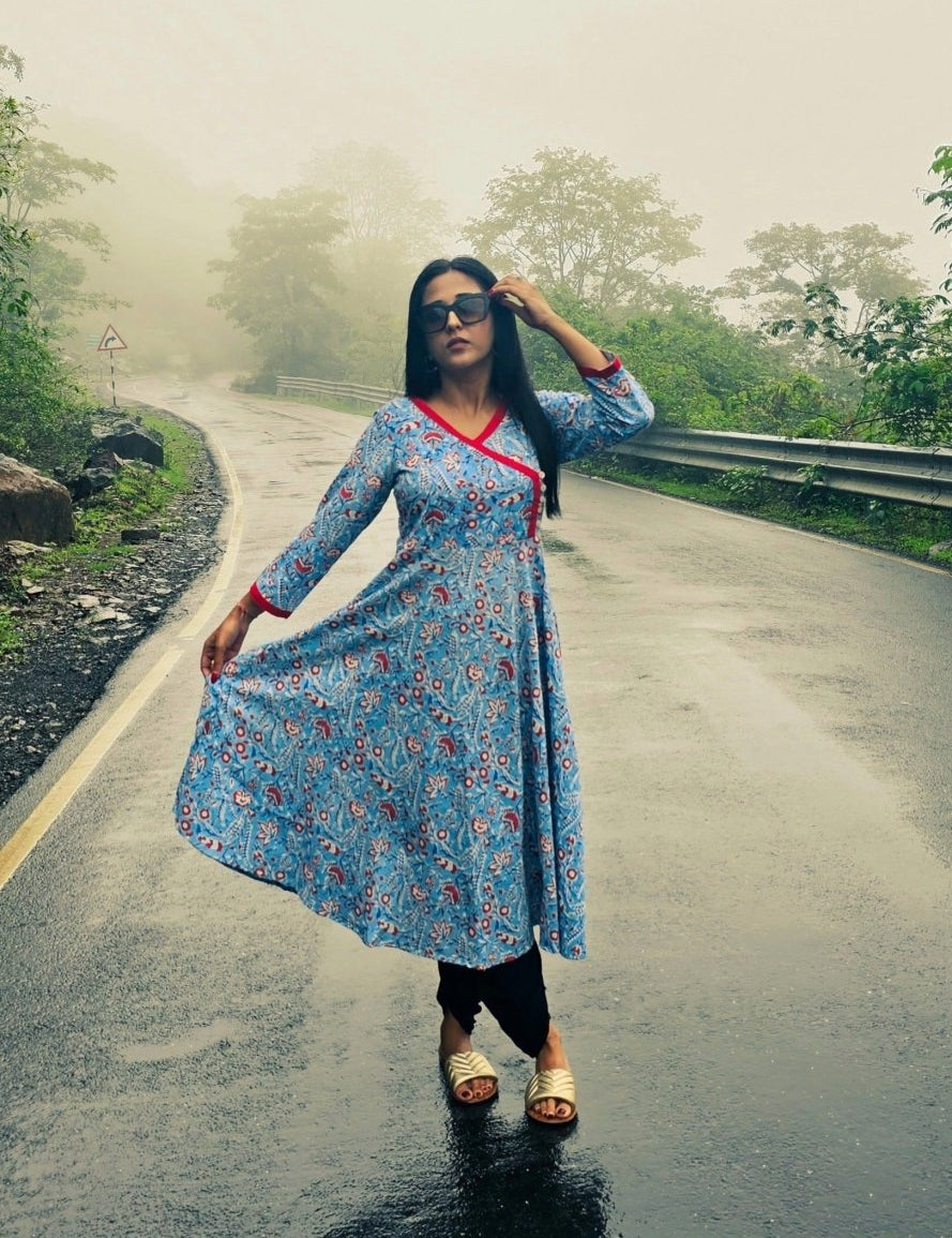 Jompers Women Blue Floral Printed Anarkali Kurta - JOK_1512_Blue_S