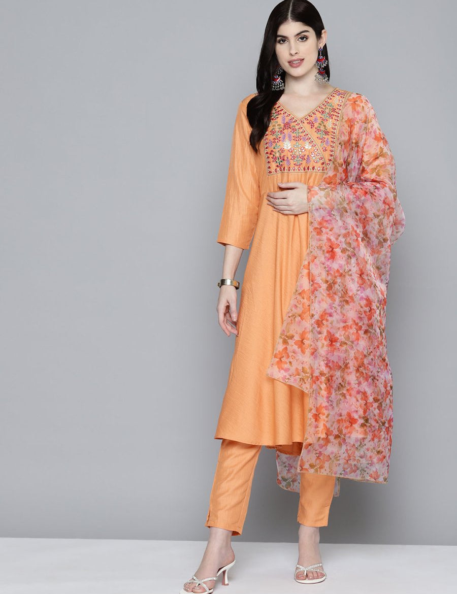 Women Embroidered Thread Work Kurta & Trousers With Dupatta - JOKS_D48M_1531_Orange_S